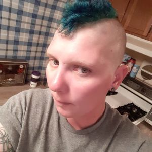 Meet your Posher, Kendra